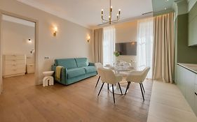 Aparthotel 9 Alberti Nice Centre
